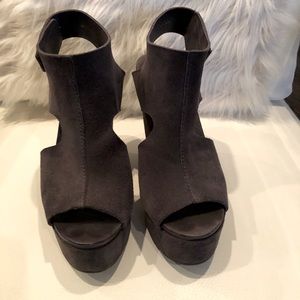 Pedro Garcia wedge heels
